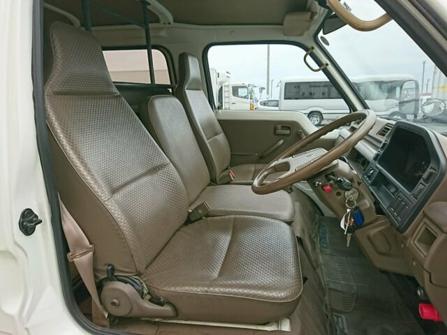 1992 Isuzu Fargo - photo 12