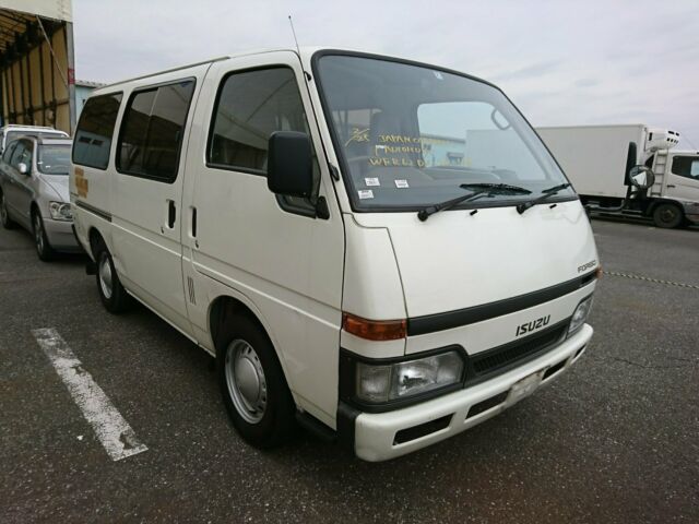 1992 ISUZU FARGO DIESEL VAN - 5 speed - gas - 14k actual miles - RHD JDM - NICE 1992 Isuzu Fargo