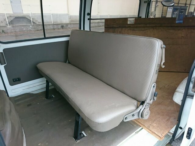 1992 Isuzu Fargo - photo 11