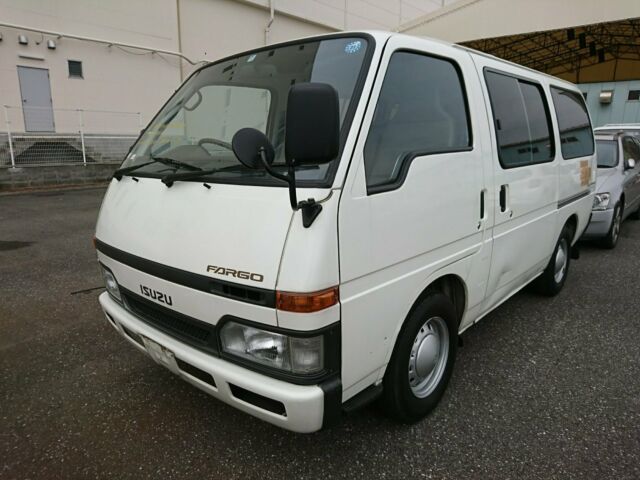 1992 Isuzu Fargo - photo 2