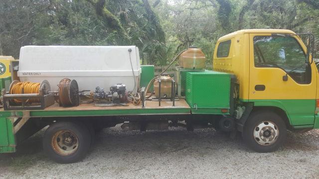 1992 Isuzu NPR Base 3.9L fully equipped Spray truck 1992 Isuzu NPR