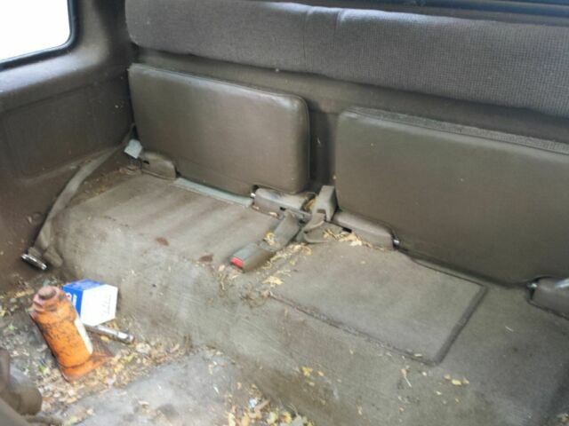 1992 Isuzu Other - photo 8