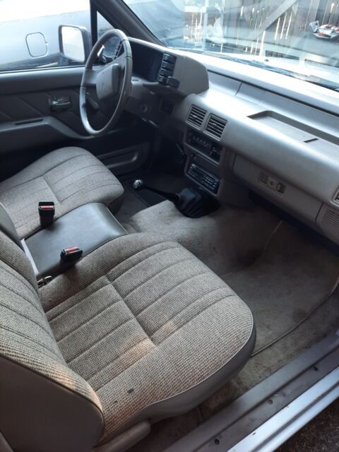 1992 Isuzu PUP - photo 8