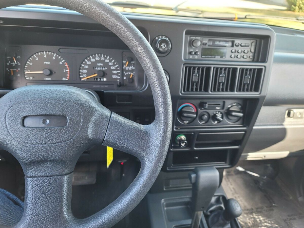 1992 Isuzu Trooper S - photo 4