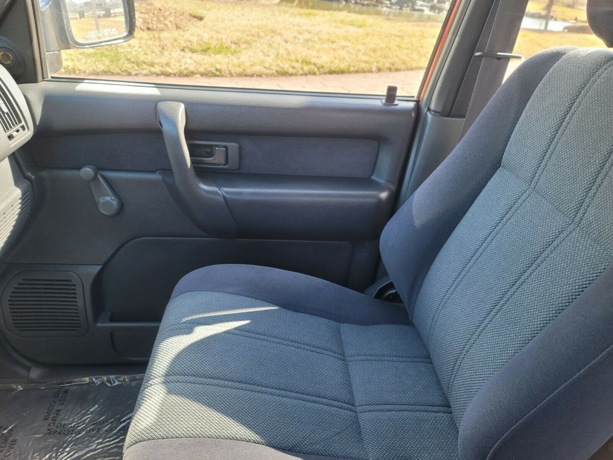 1992 Isuzu Trooper S - photo 9