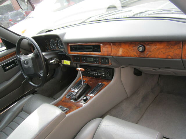 1992 Jaguar XJS V12 - photo 11
