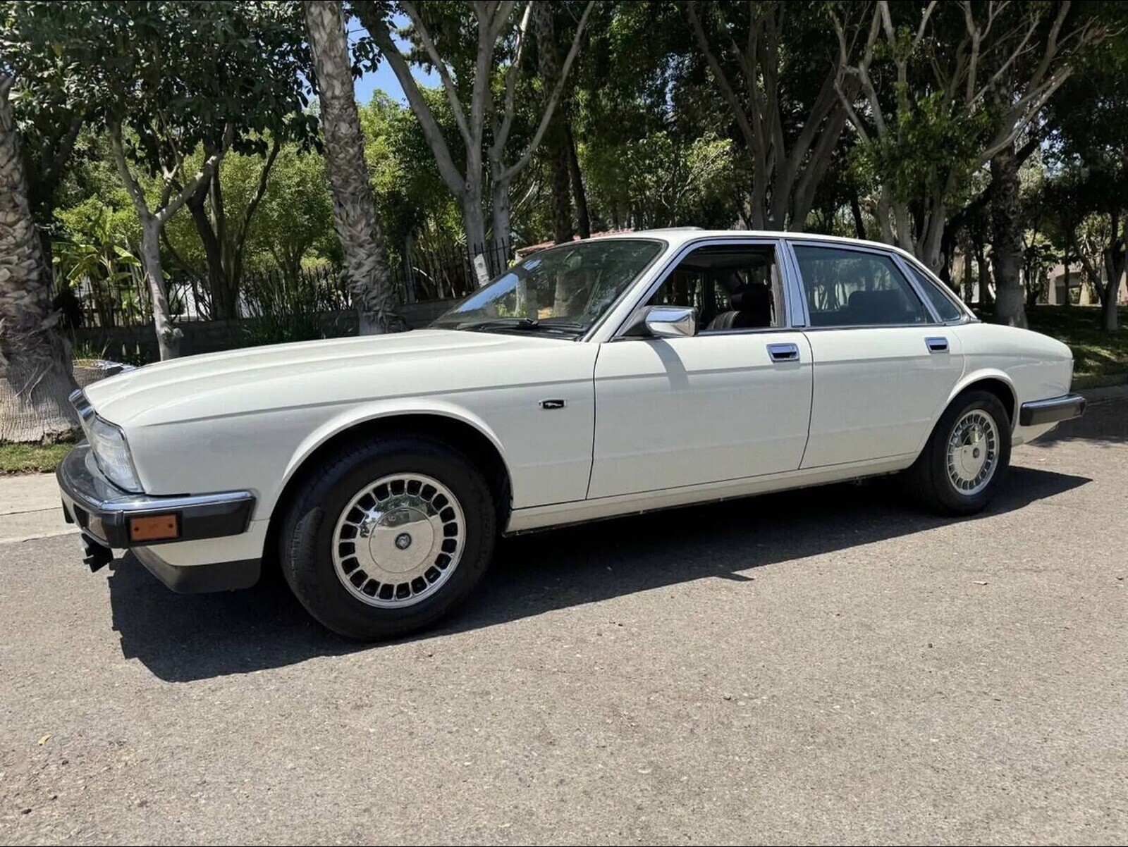 1992 Jaguar XJ6 SOVEREIGN - photo 10