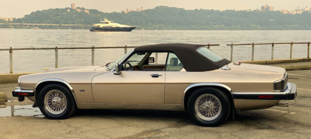 1992 Jaguar XJS ConvertIble - 44,331 miles 1992 Jaguar XJS