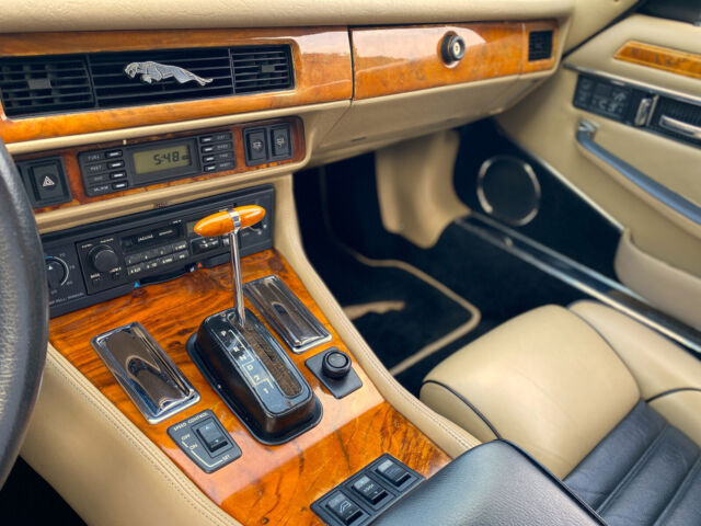 1992 Jaguar XJS - photo 7