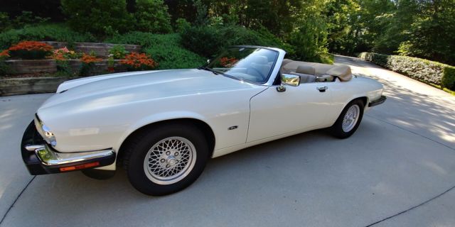 1992 Jaguar XJS convertible. Beautiful fast appreciating British classic. 1992 Jaguar XJS Convertible
