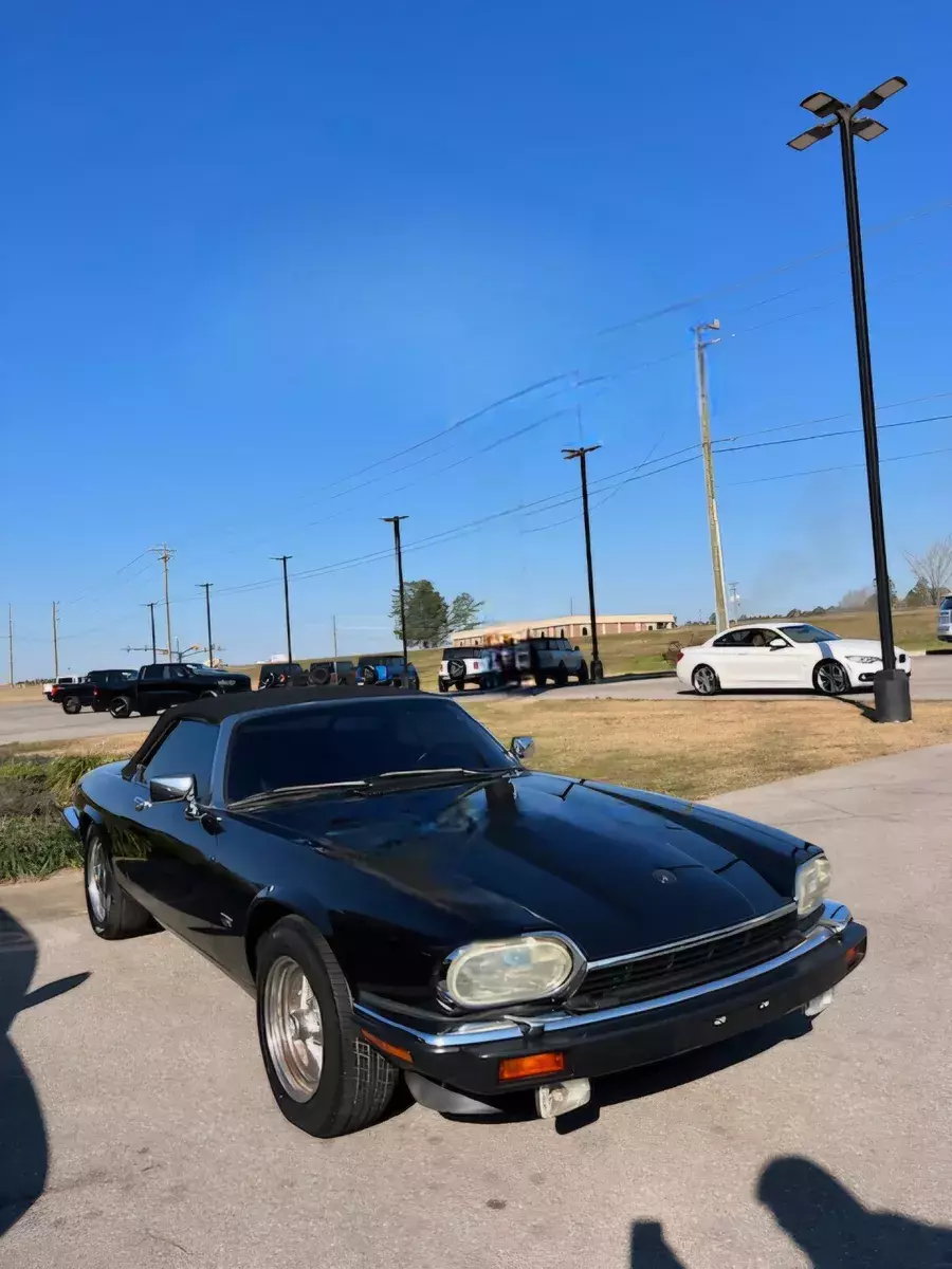 1992 Jaguar XJS V12 Black Convertible, Automatic, Low Miles 71K, Runs Great 1992 Jaguar XJS V12 Automatic Clean Carfax 74k Actual Miles