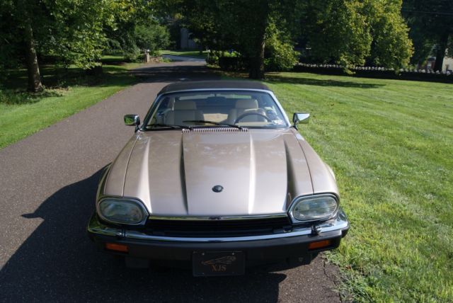 1992 Jaguar XJS V12 - CONVERTIBLE - photo 8