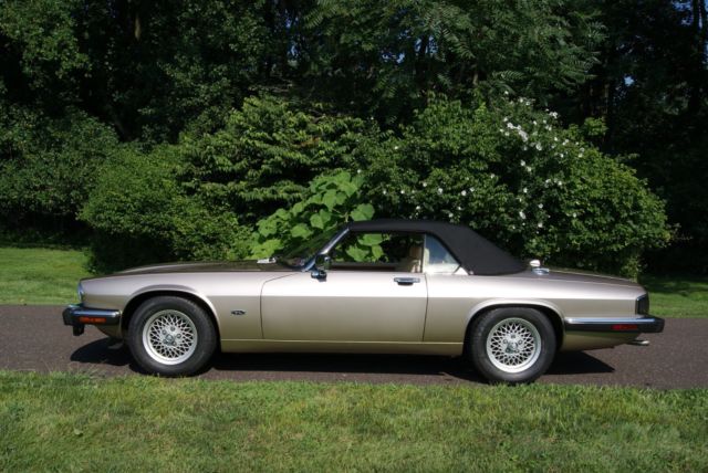 1992 Jaguar XJS V12 - CONVERTIBLE - photo 4
