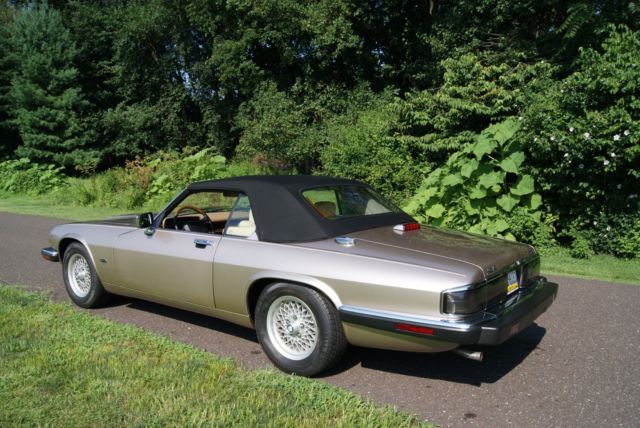 1992 Jaguar XJS V12 - CONVERTIBLE - photo 5