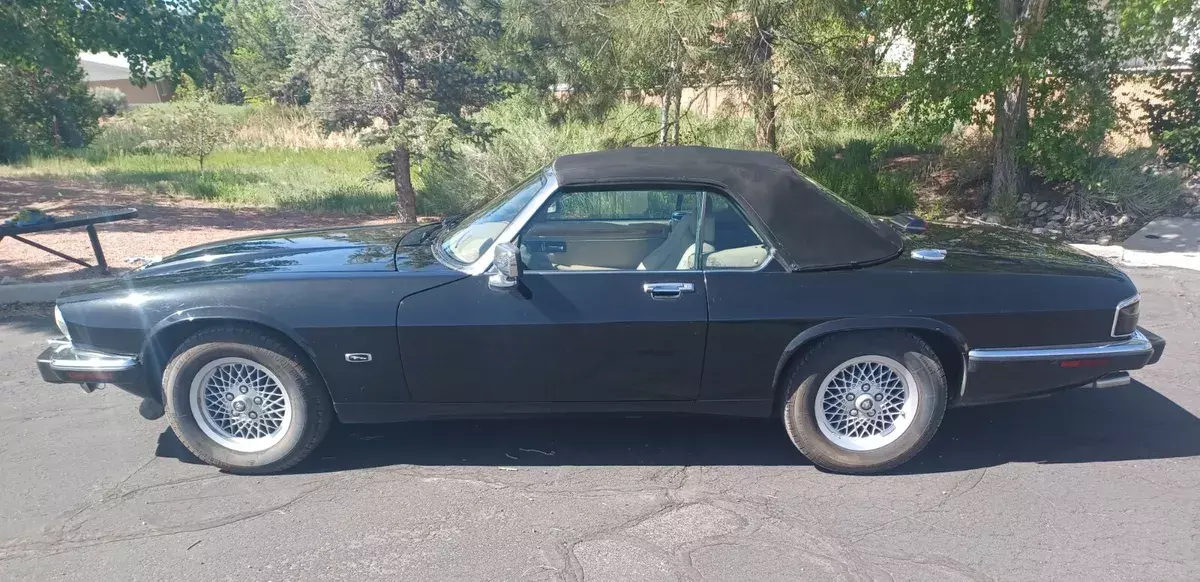 1992 Jaguar XS12 Convertible 1992 Jaguar XJS
