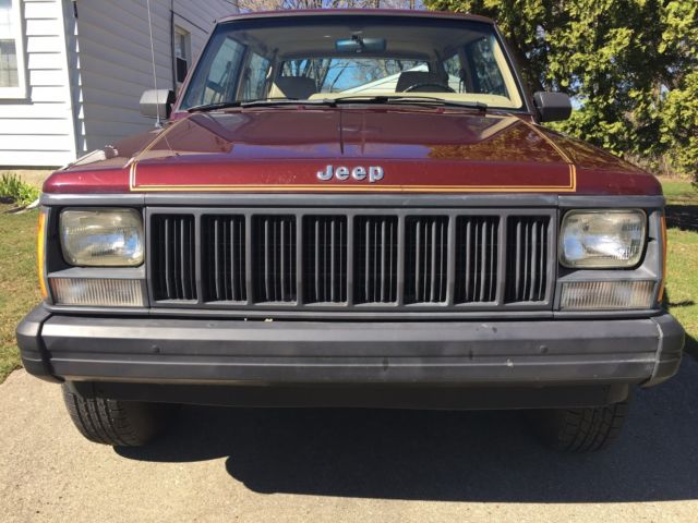 1992 Jeep Cherokee 2 Door Sport - photo 2