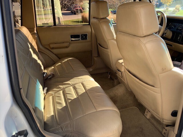 1992 Jeep Cherokee - photo 11