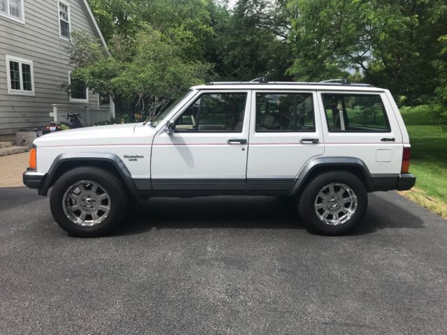 1992 Jeep Cherokee Laredo - photo 2