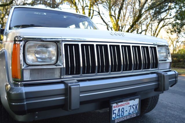 1992 Jeep Cherokee Laredo 4X4 4.0L Only 75,518 Miles! - photo 10