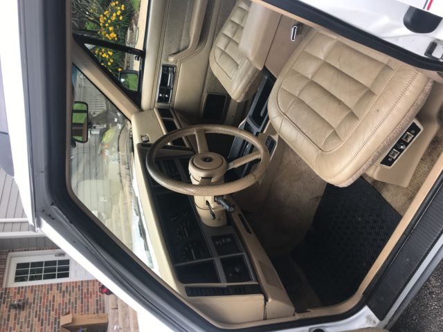 1992 Jeep Cherokee Laredo - photo 7