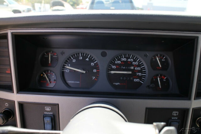 1992 Jeep Cherokee - photo 13