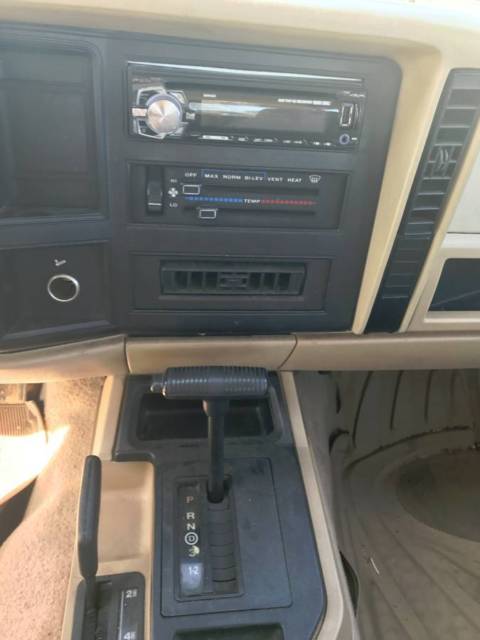 1992 Jeep Cherokee Laredo - photo 12