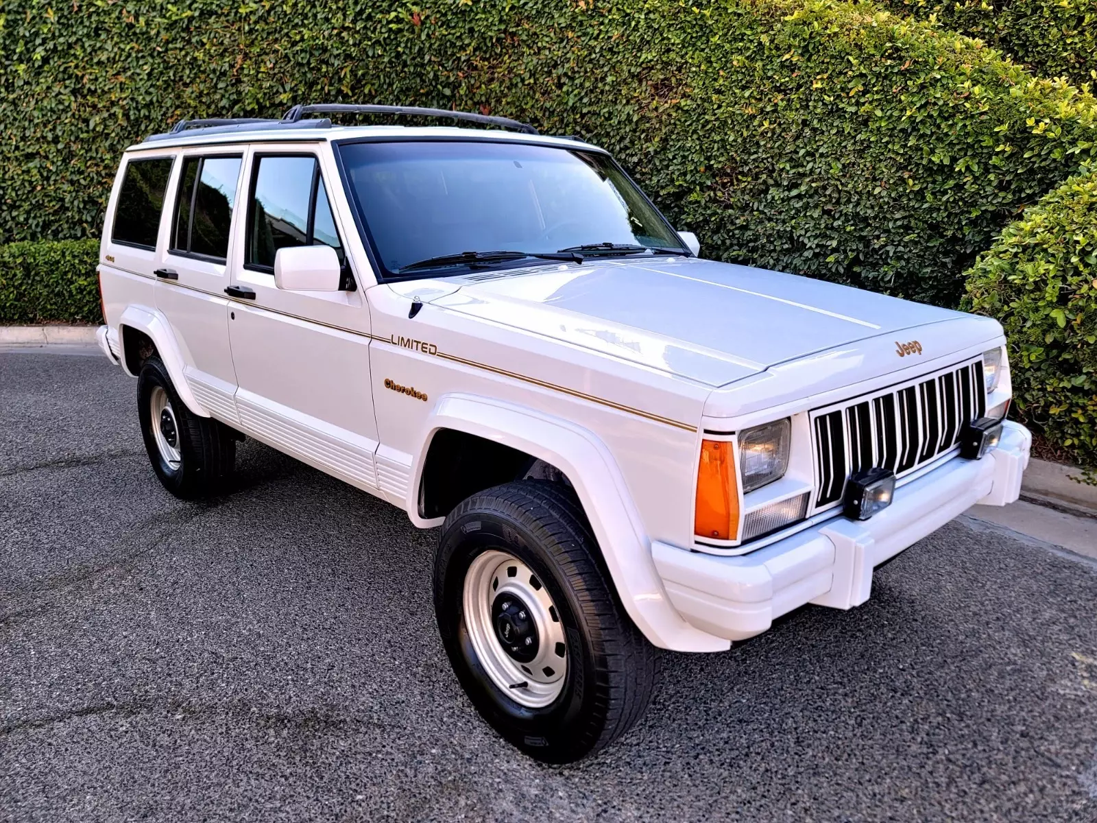1992 Jeep Cherokee Limited 4x4