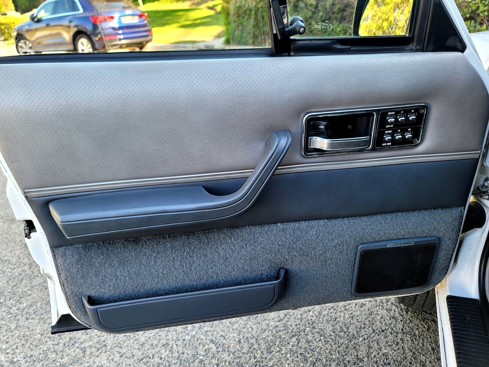 1992 Jeep Cherokee Limited 4x4 - photo 10