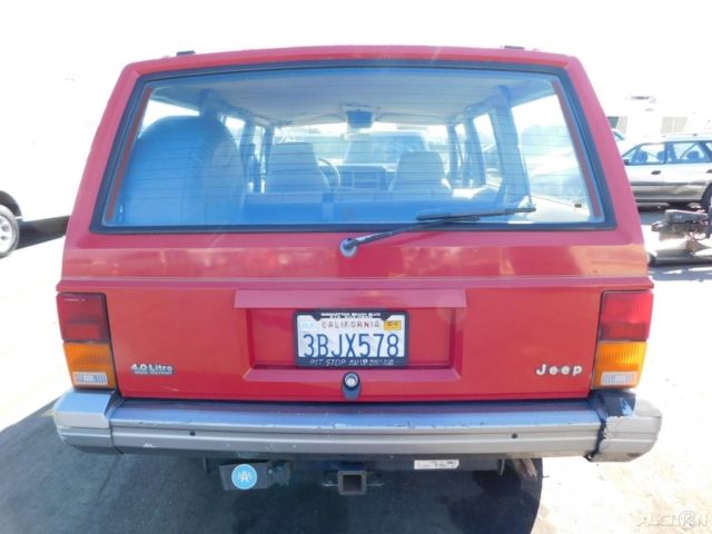 1992 Jeep Cherokee Laredo Sport Utility 4-Door - photo 5