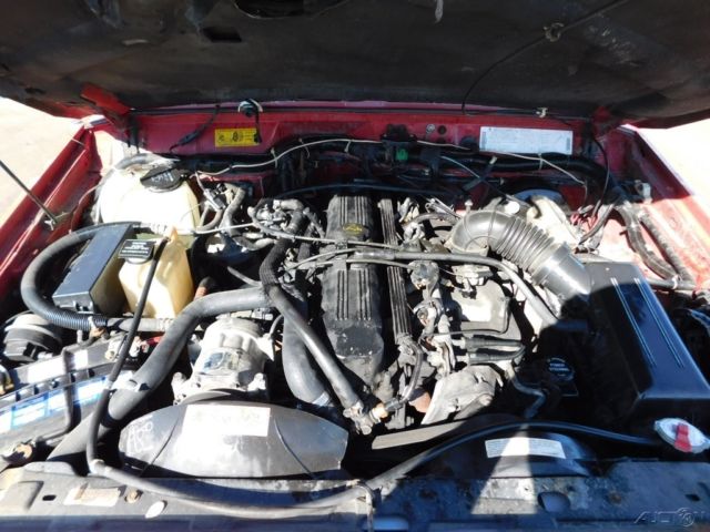 1992 Jeep Cherokee Laredo Sport Utility 4-Door - photo 9