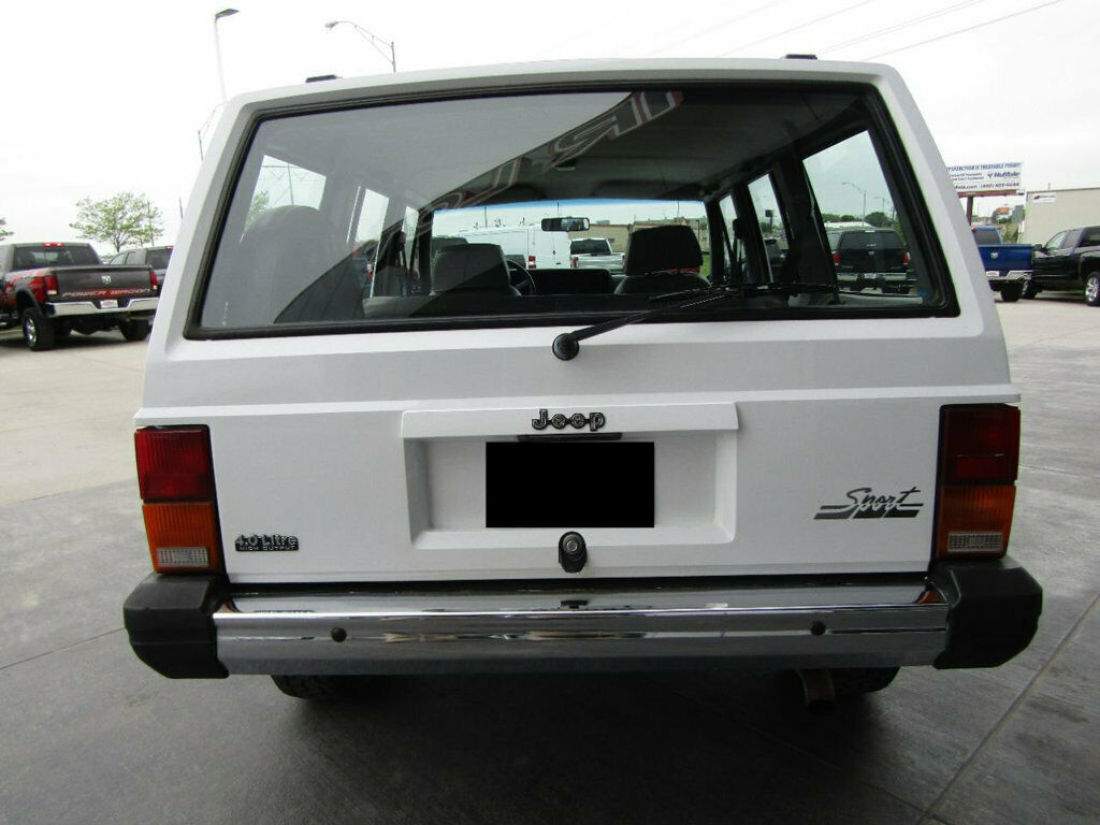 1992 Jeep Cherokee 4dr Wagon Sport 4WD - photo 6