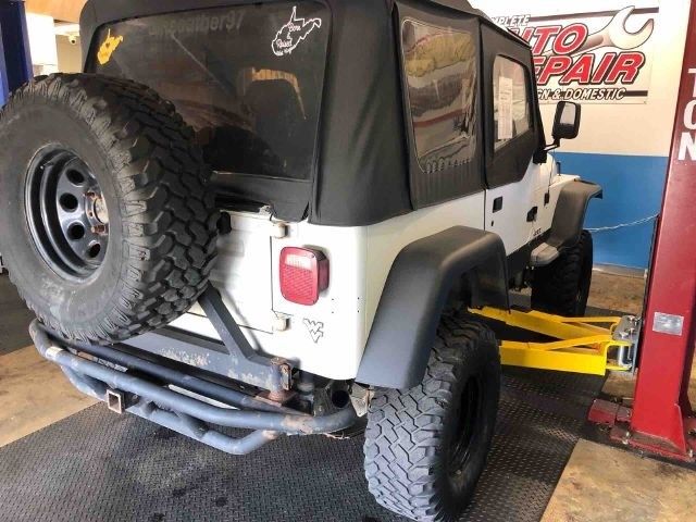 1992 Jeep Wrangler Sport Utility 2D - photo 6