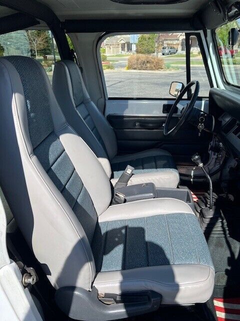 1992 Jeep Wrangler islander - photo 12