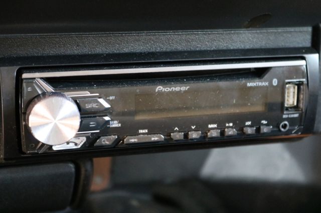1992 Jeep Wrangler Renegade - photo 13