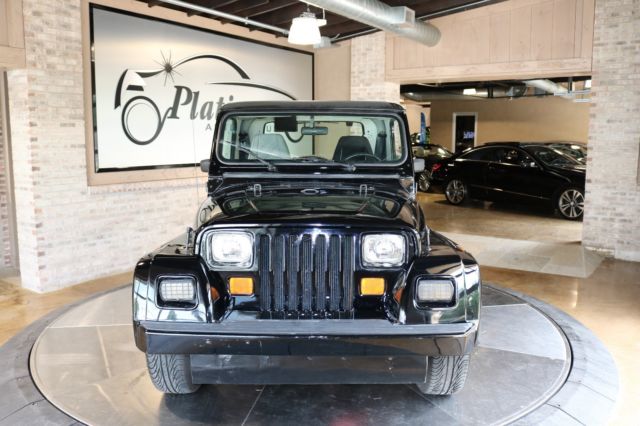 1992 Jeep Wrangler Renegade - photo 2