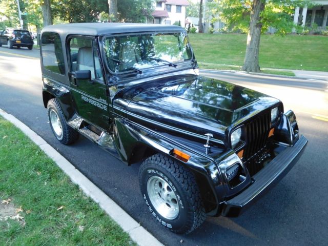 1992 Jeep Wrangler Renegade 4X4 Cold AC Hard Top Soft Top Real Nice Great Price - photo 4