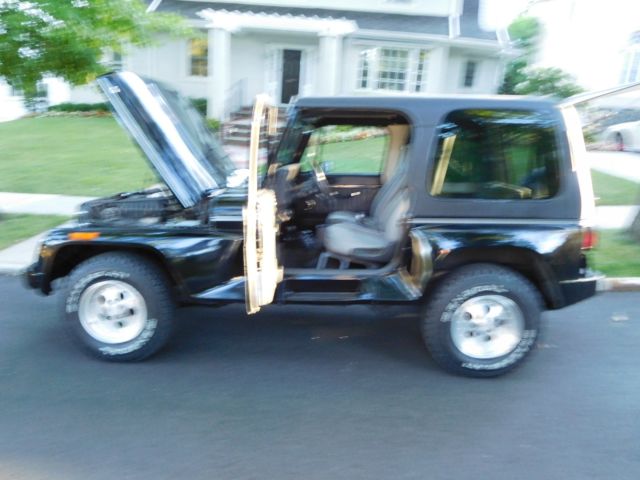 1992 Jeep Wrangler Renegade 4X4 Cold AC Hard Top Soft Top Real Nice Great Price - photo 9
