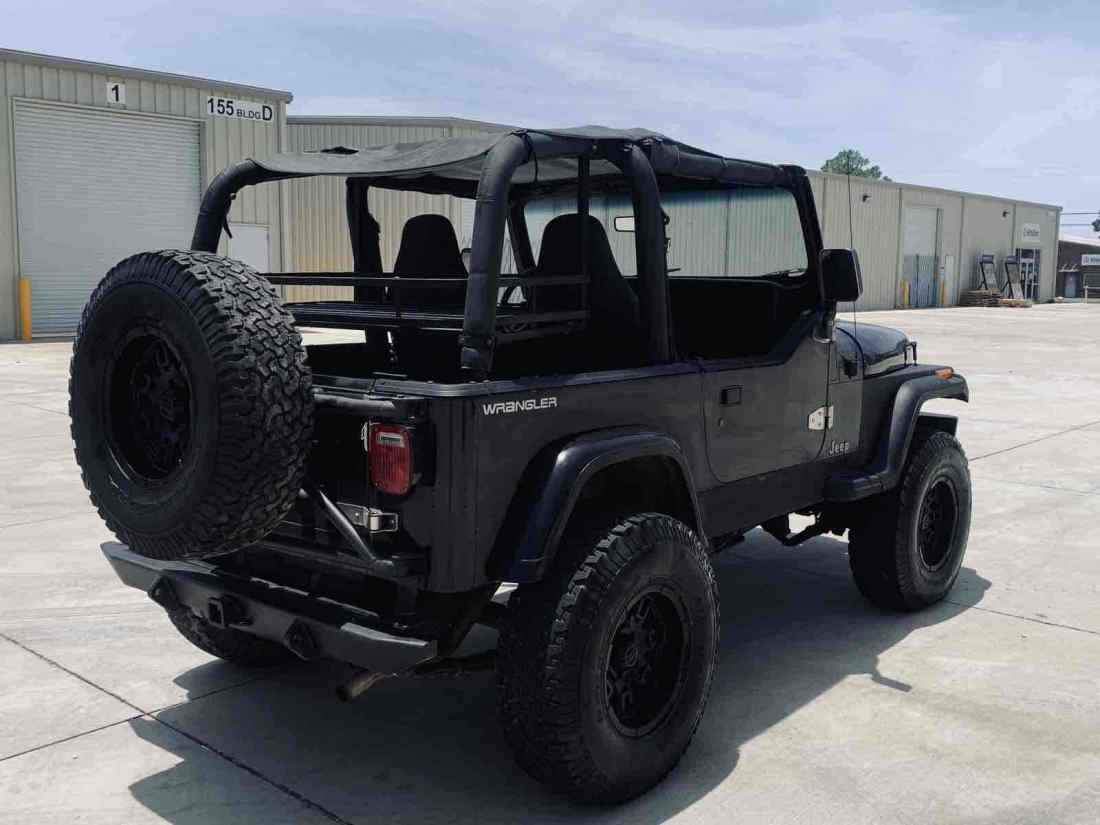 1992 Jeep Wrangler S - photo 10