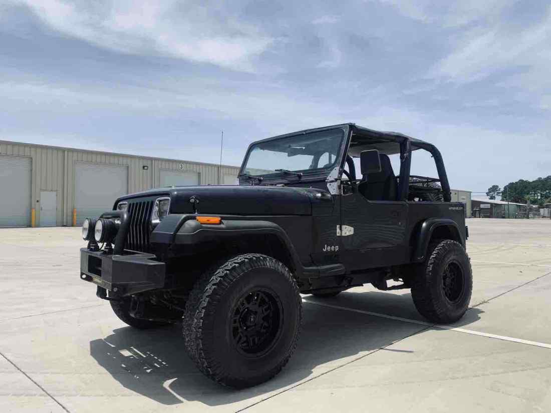 1992 Jeep Wrangler S - photo 2