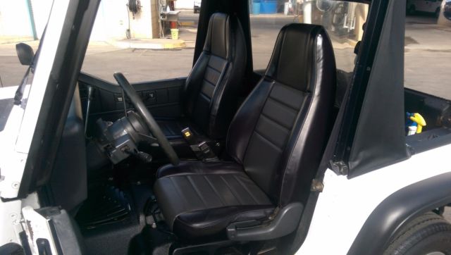 1992 Jeep Wrangler - photo 9