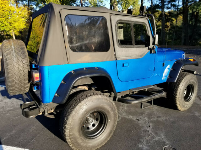 1992 Jeep Wrangler YJ - OEM 5-Spoke Alloy Rims, Chrome + Sidesteps - photo 4