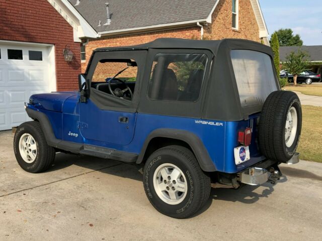 1992 Jeep Wrangler YJ - OEM 5-Spoke Alloy Rims, Chrome + Sidesteps - photo 5