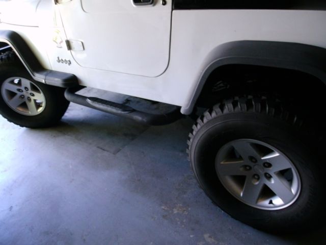 1992 JEEP WRANGLER YJ 4X4 AUTOMATIC FUEL INJECTED REBUILT RESTORED LIFT NEW *** 1992 Jeep Wrangler LOADED
