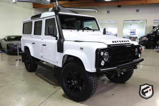 1992 LAND ROVER 110 - LS3 POWERED 430HP, 6-SPEED AUTOMATIC. 1992 Land Rover Defender 110