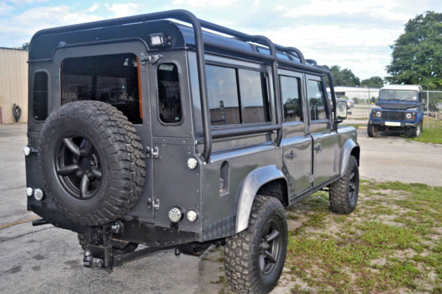 1992 Land Rover Defender County Station Wagon - photo 6