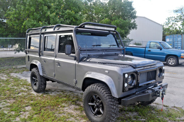 1992 Land Rover Defender County Station Wagon - photo 8