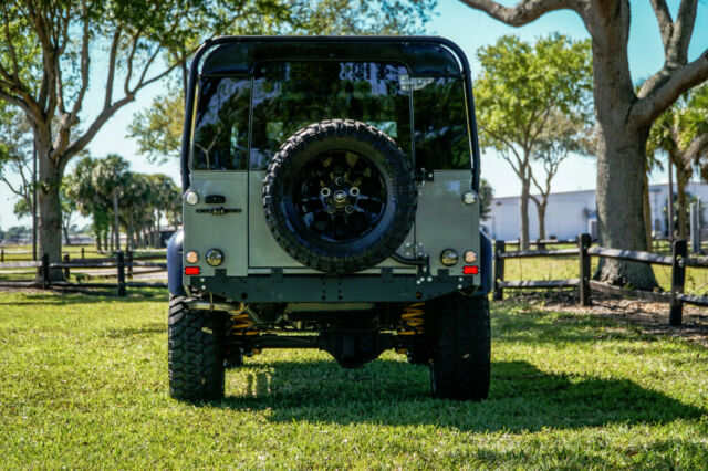 1992 Land Rover Defender - photo 4