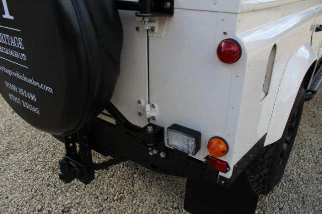 1980 Land Rover Defender County Station Wagon - photo 11