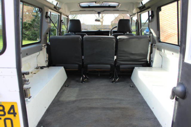 1980 Land Rover Defender County Station Wagon - photo 12