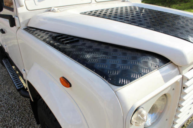 1980 Land Rover Defender County Station Wagon - photo 4